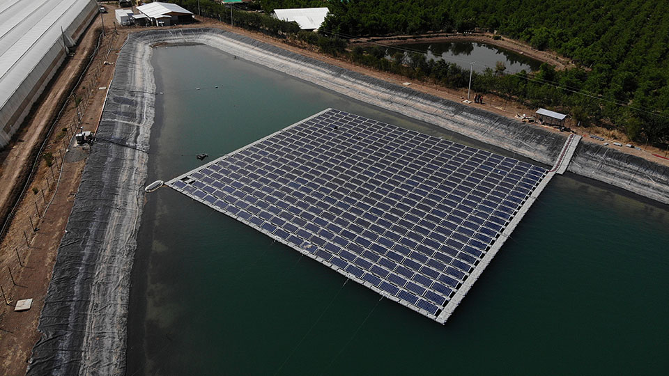 Sistemas solares para empresas agrícolas: Tranque Flotante Santa Teresa