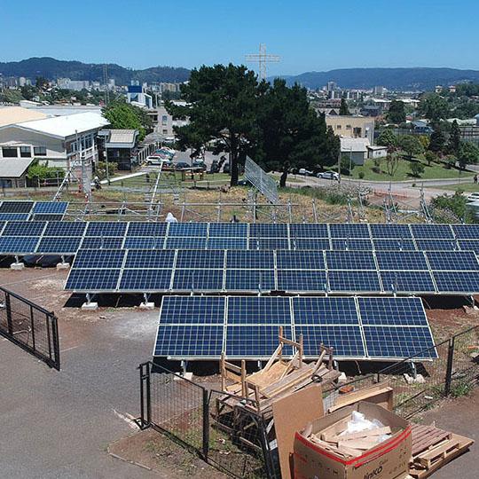 Proyecto Solar UCSC estructura inclinada